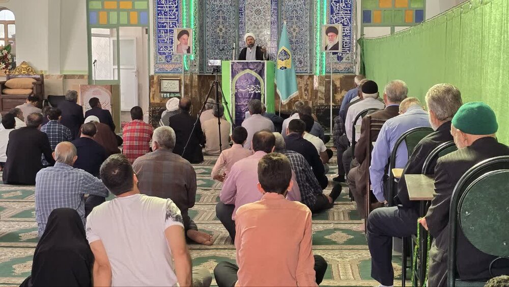 تصاویر/ نمازعبادی سیاسی جمعه مشکات