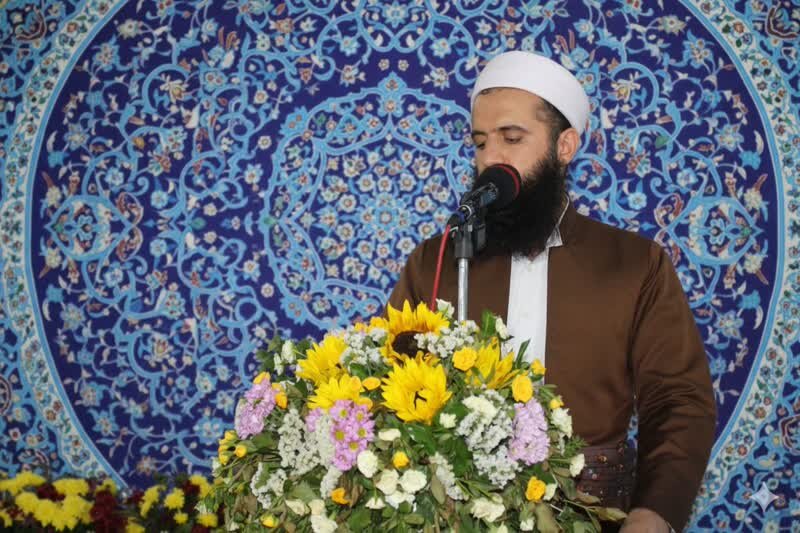 ماموستا حسینی: عیب‌جویی و مال‌اندوزی ناپسندیدترین اعمال از دیدگاه اسلام است