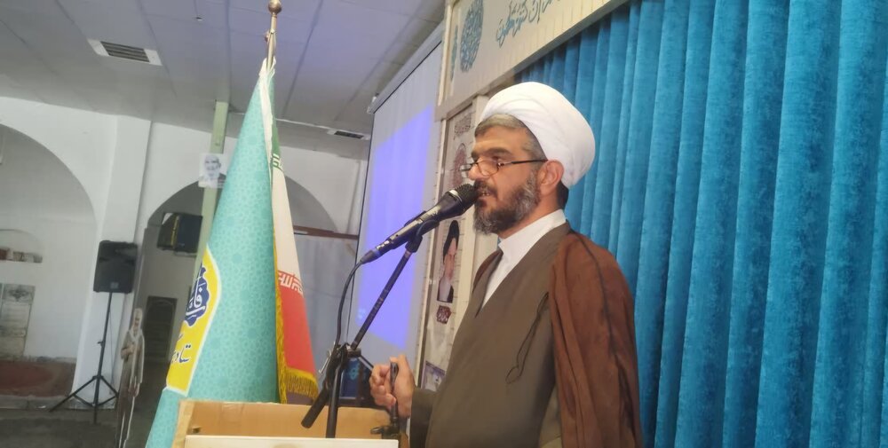 ایران قدرتمند بر جای خود ایستاده است+تصاویر