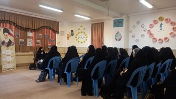 تأکید بر شناخت و ترک گناهان کبیره در جلسه اخلاق مدرسه علمیه فاطمیه محلات