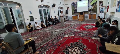 تصاویر/اجرای برنامه های طلاب مدرسه علمیه ولیعصر(عج)بروجرد