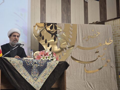 روایتی تصویری از همایش «طلیعه حضور»؛ آغاز مسیر طلبگی طلاب یزدی  با شور ایمان و آموزش در قم