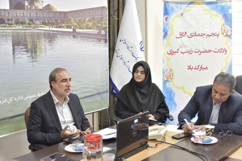 تصاویر / نشست خبری بزرگداشت آیت الله دهکردی در اصفهان