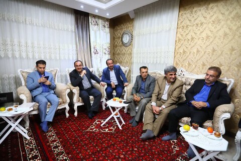 تصاویر / تجلیل استاندار همدان از خانواده شهدا و جانبازان حادثه ۳۰ مهر ۱۳۵۷ همدان