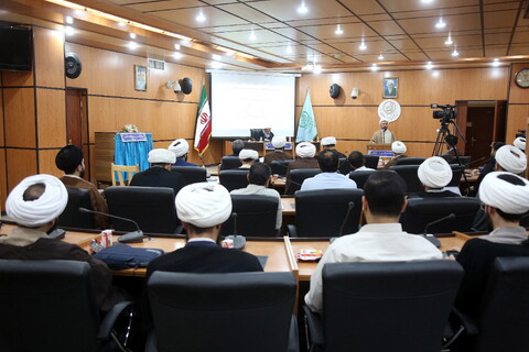 تصاویر/ نشست هم‌اندیشی طلاب دروس فقه های تخصصی مجتمع آموزشی پژوهشی ائمه اطهار علیهم السلام