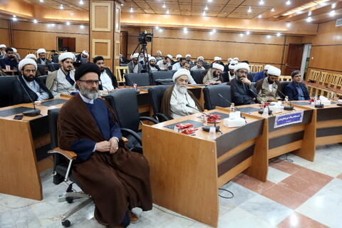 تصاویر/ نشست هم‌اندیشی طلاب دروس فقه های تخصصی مجتمع آموزشی پژوهشی ائمه اطهار علیهم السلام