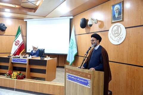 تصاویر/ نشست هم‌اندیشی طلاب دروس فقه های تخصصی مجتمع آموزشی پژوهشی ائمه اطهار علیهم السلام