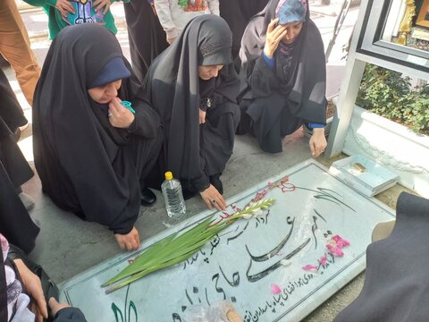 تصاویر/برگزاری اردو فرهنگی طلاب مدرسه علمیه فاطمه‌الزهرا ساوه