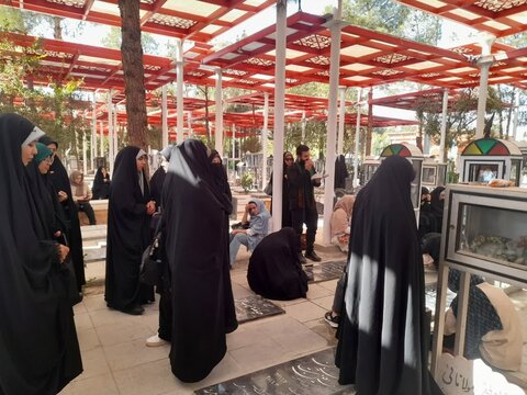 تصاویر/برگزاری اردو فرهنگی طلاب مدرسه علمیه فاطمه‌الزهرا ساوه