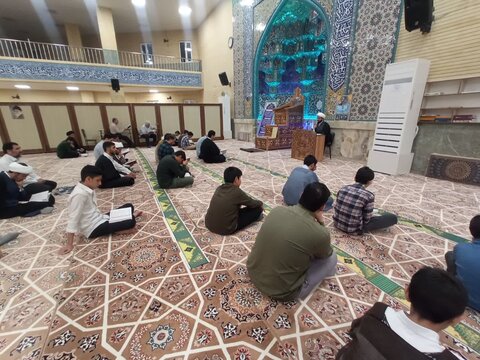 تصاویر/ مراسم تلاوت هفتگی قرآن طلاب کاظمیه