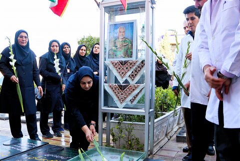 تصاویر/ تجدید میثاق پرستاران کرمان با آرمان‌های شهدا