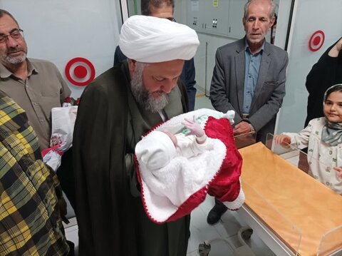 تصاویر/ تجلیل امام جمعه آران و بیدگل از پرستاران