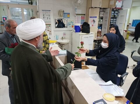 تصاویر/ تجلیل امام جمعه آران و بیدگل از پرستاران