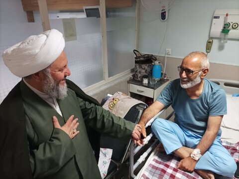 تصاویر/ تجلیل امام جمعه آران و بیدگل از پرستاران