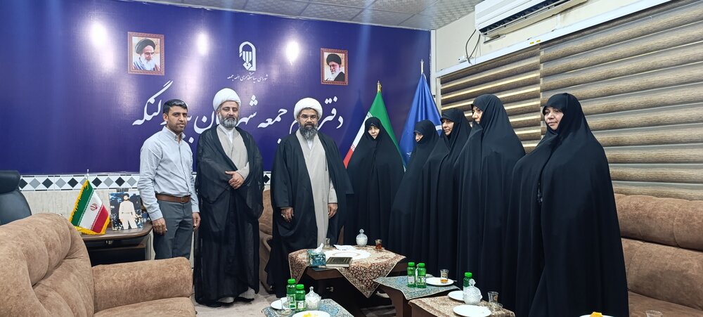 دیدار مدیر حوزه‌ خواهران هرمزگان با امام جمعه و تولیت مدرسه کوثر (س)بندرلنگه