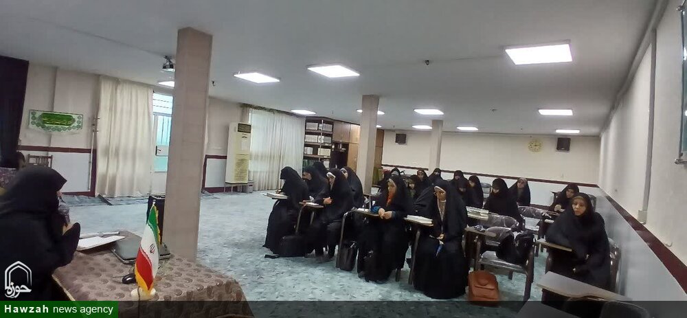 نشست «روضه‌های ایران فاطمی» در اهواز برگزار شد