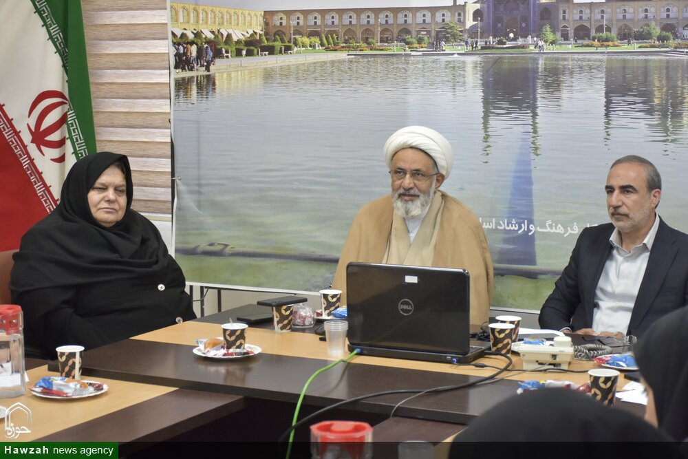 آیت‌الله دهکردی؛ فقیه مصلح، مروج معنویت و چهره اثرگذار اصفهان بود