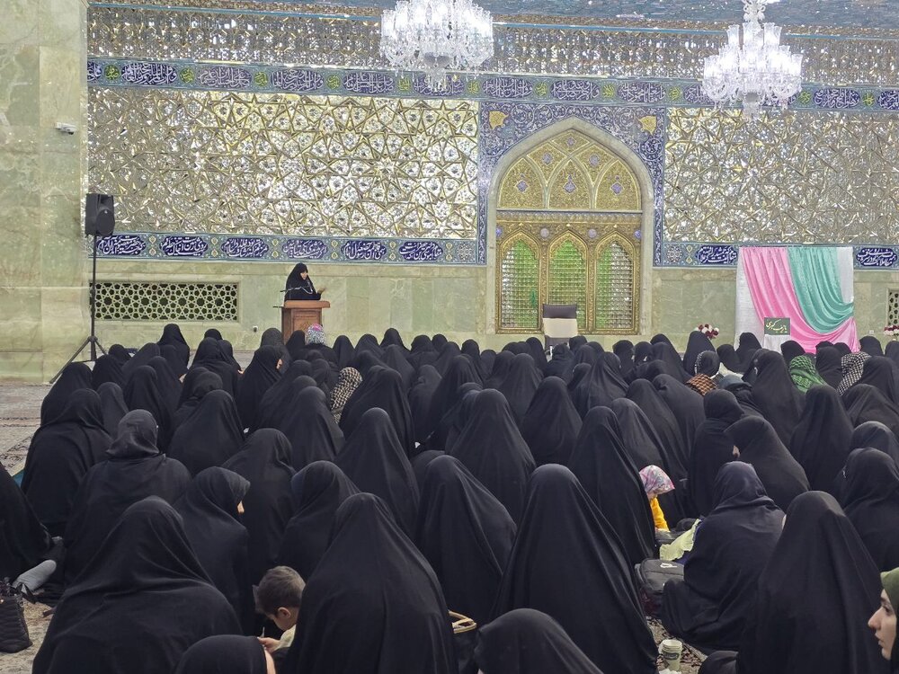 برگزاری همایش طلیعه حضور استان یزد با حضور طلایهداران طلبگی در قم برگزاری همایش طلیعه حضور استان یزد با حضور طلایهداران طلبگی در قم