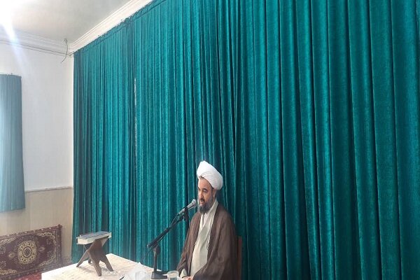 خواهران طلبه نهجالبلاغه را وارد لایههای مختلف جامعه کنند