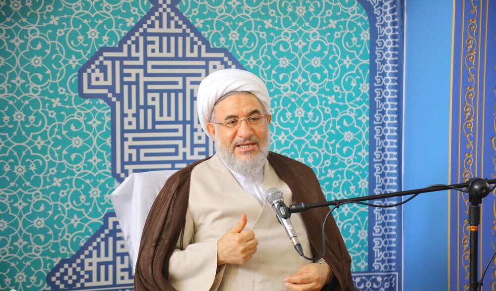 تقوا در سیاست یعنی حرکت در مسیر ولیّ امر