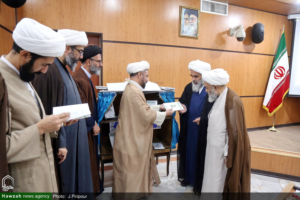 Əhli-beyt (ə) Fiqh Mərkəzinin “İslam Hüququnda Tibb Məsələləri” barədə yeni elmi işlərinin təqdimatı + Şəkillər