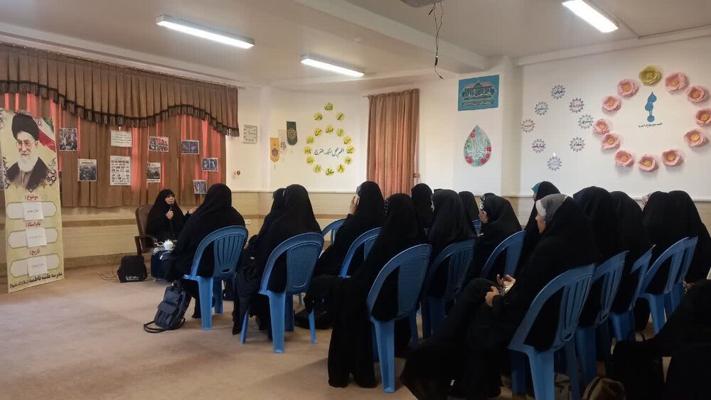 تأکید بر شناخت و ترک گناهان کبیره در جلسه اخلاق مدرسه علمیه فاطمیه محلات