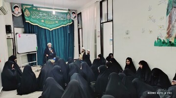 برگزاری کارگاه «مهارت‌های زندگی» ویژه طلاب مدرسه علمیه خواهران فاطمیه کارون