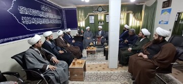 دیدار مدیر مدرسه علمیه امام رضا(ع) اندیکا با امام جمعه جدید شهرستان