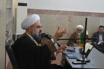 تصاویر/ نشست سرپرست ستاد امر به معروف و نهی از منکر کشور با طلاب ارومیه