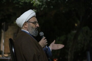 تصاویر/ حضور طلاب مدرسه علمیه امام خمینی (ره)خمین در چایخانه امام رضا (ع)