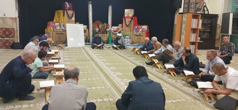 تصاویر/ خدمت کریمانه گروه «طلاب جهادی امام صادق(ع)» در غرب تهران