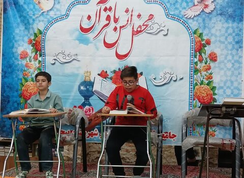 تصاویر/ محفل انس با قرآن در مسجد حضرت ولیعصر(عج) بیجار