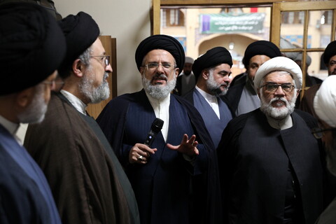 تصاویر/بازدید میهمانان کنگره آیت الله میرزای نائینی از مدرسه علمیه نواب مشهد