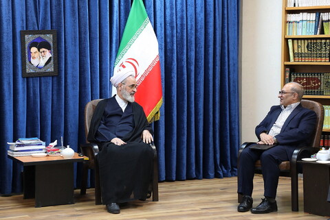 تصاویر/ دیدار شهردار قم با آیت الله اعرافی