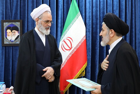 تصاویر/ دیدار نماینده ولی فقیه و امام جمعه ارومیه با آیت الله اعرافی