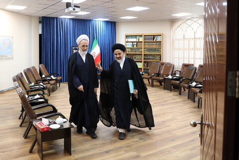 تصاویر/ دیدار نماینده ولی فقیه و امام جمعه ارومیه با آیت الله اعرافی