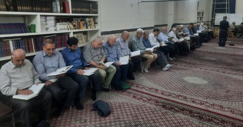 تصاویر/ دوره تخصصی آموزش حفظ و شرح نهج البلاغه در مسجد جامع سیدالشهدا(ع)