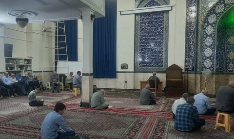 تصاویر/ دوره تخصصی آموزش حفظ و شرح نهج البلاغه در مسجد جامع سیدالشهدا(ع)
