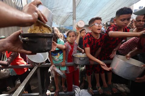 غزہ کی امداد ابھی ناکافی، "بین الاقوامی طبی امدادی تنظیم" نے اسے سیاست کا نشانہ بنانے پر مذمت کی
