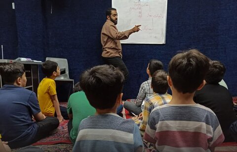 تصاویر/ آموزش نوجوانان و جوانان در «قرارگاه جهادی ولایت»