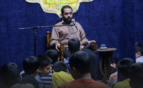 تصاویر/ آموزش نوجوانان و جوانان در «قرارگاه جهادی ولایت»