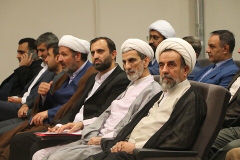 تصاویر|گردهمایی مشترک قضات روحانی و مسئولان حوزه علمیه اصفهان