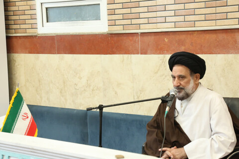 تصاویر/ نهمین جلسه برنامه «طلبه باشیم» در مدرسه علمیه امیرالمومنین(ع)تبریز