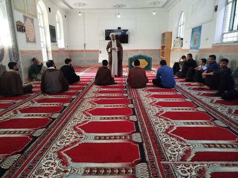 تصاویر/بازدید معاون تهذیب حوزه علمیه خوزستان از مدرسه علمیه حضرت علی بن ابیطالب (ع)ایذه