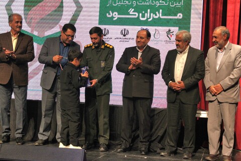 تصاویر/آیین نکوداشت "مادران گود" مادران شهیدان ورزشکار و مادران قهرمانان ورزشی در کرمان