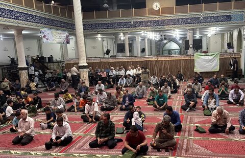 تصاویر/ جشن میلاد حضرت زینب(س) در مدرسه علمیه امام صادق(ع)