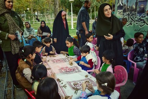 تصاویر/فعالیت موکب ارکان الهدی اراک به مناسبت ولادت حضرت زینب (س)