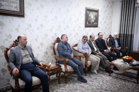 تصاویر/دیدار با خانواده شهید والامقام "علیرضا بادران" در اراک