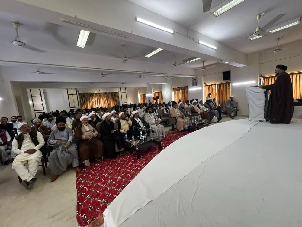 کراچی شہر میں مرکز افکار اسلامی اور جامعۃ المصطفی کراچی کے تعاون سے نہج البلاغہ سمینار کا انعقاد