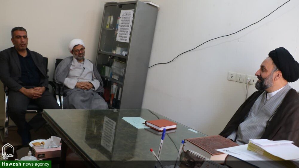 نماز جمعه، پایگاه ایمان و بصیرت نیروهای مسلح است